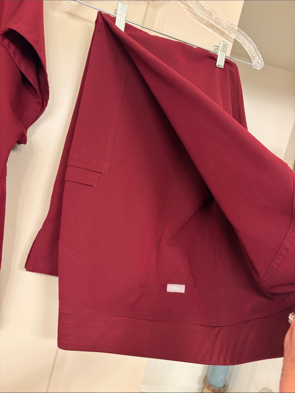 Figs Maroon Medical Scrub Top and Pants - Picture 2 of 6